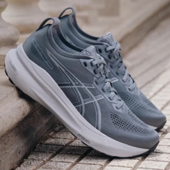 Asics Gel Kayano 31 Size 7.5 - Picture 1 of 11